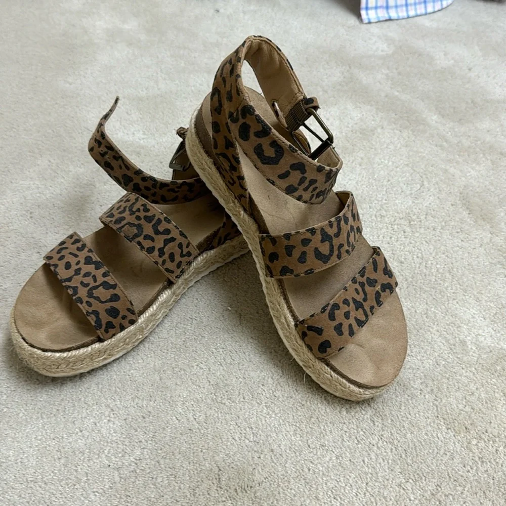 Leopard print sandals - Picture 1 of 5